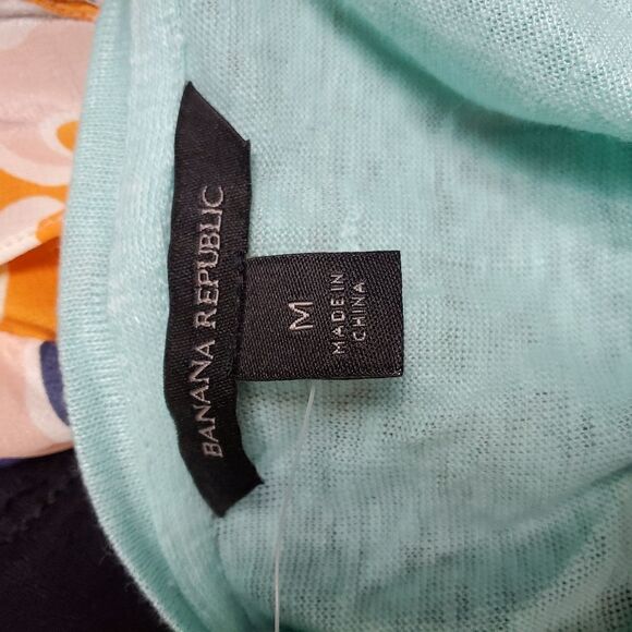 Banana republic light blue linen top short sleeve - Picture 4 of 7